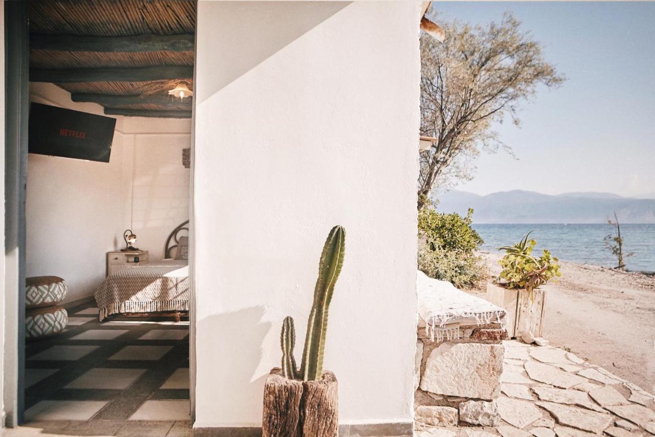 The Artist'S Farm Villa Dhiyellótika Exterior photo