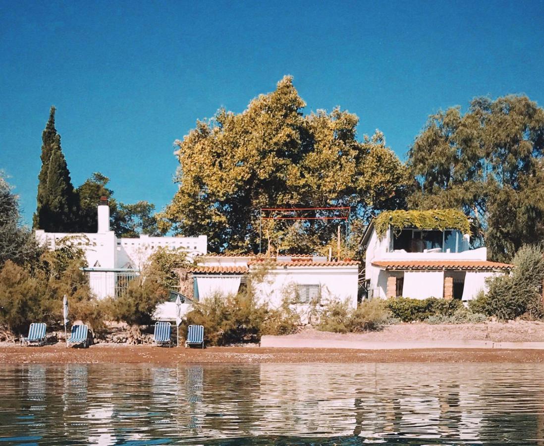 The Artist'S Farm Villa Dhiyellótika Exterior photo